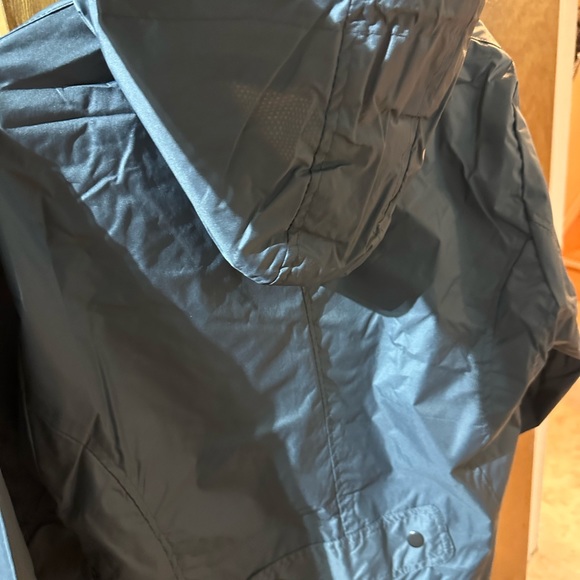 Blueish grayish light weight rain jacket - Picture 5 of 7